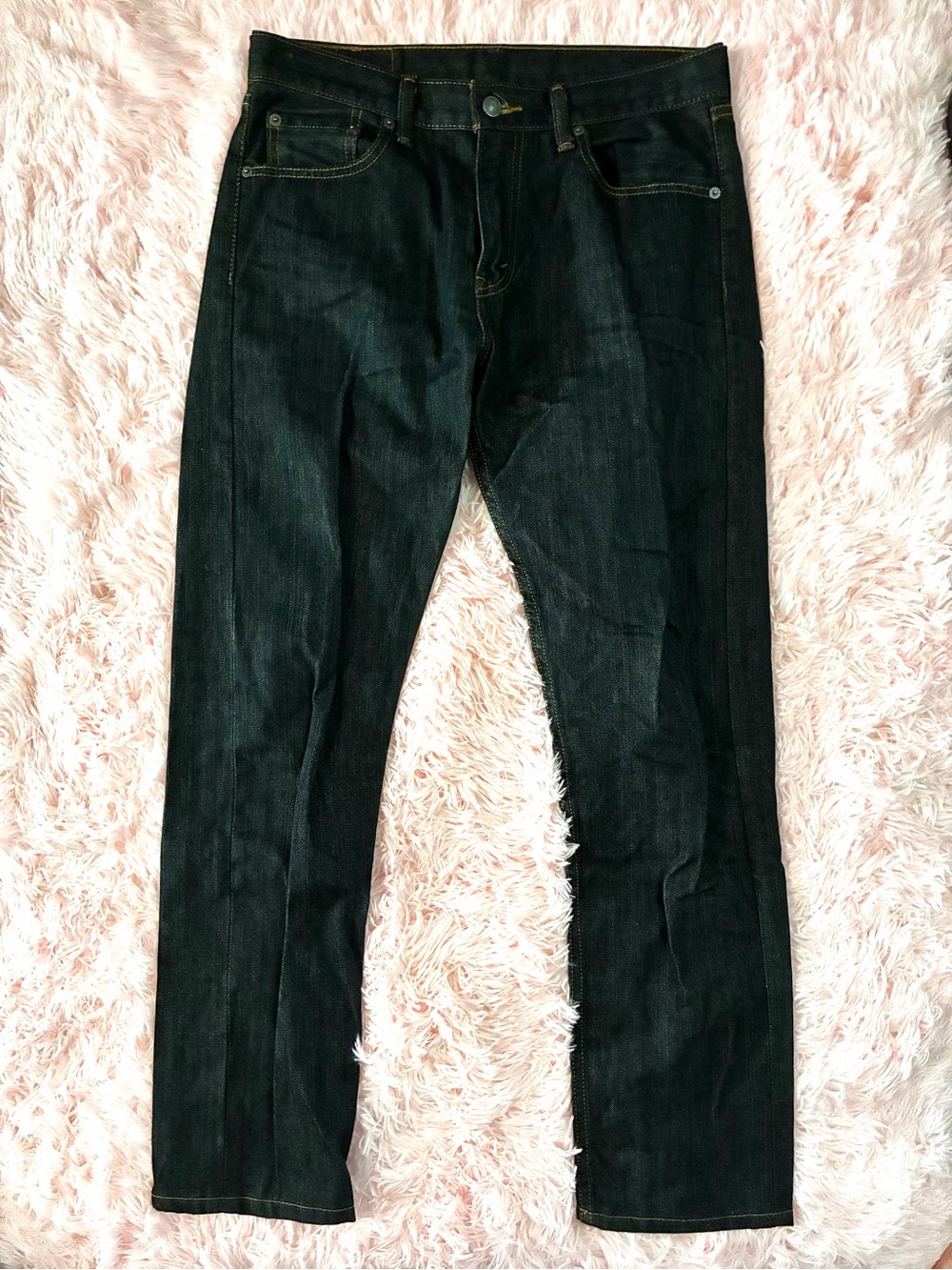 Like New 508 Levi’s Men's 30 x 32 Dark Wash Slim Straight Jeans - Charcoal Blue